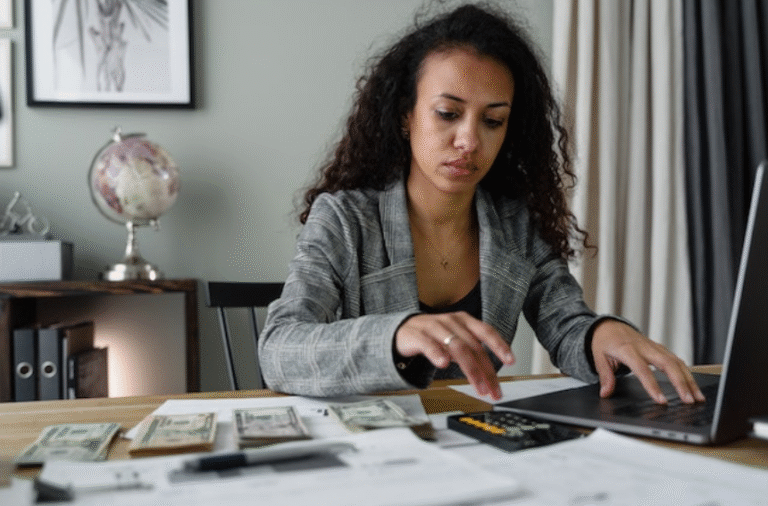 Streamlining Payroll Operations for Businesses in Hong Kong