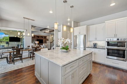 Why Cabinet Refinishing is the Hottest Home Trend in Kent, OH Right Now