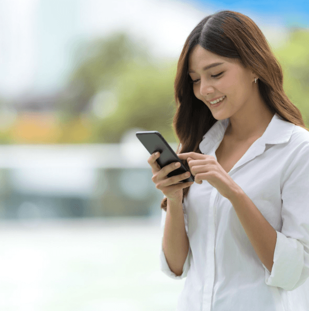 Top 7 Reasons Every Global Traveler Needs an eSIM Before Their Next Trip in 2026